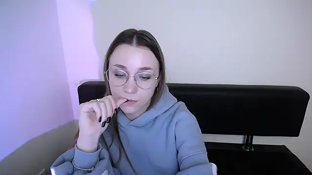 MillaTems  online show from 11/20/25, 09:53