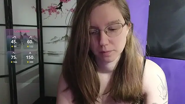 Snapshot of scarlettsrose chatting on 07/23/26, 11:19 scarlettsrose online show from 07/23/26, 11:19