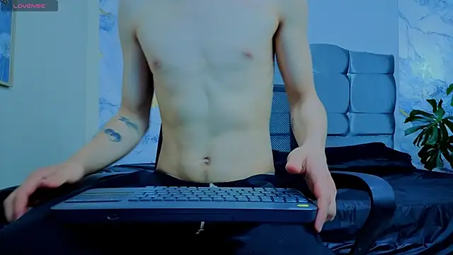 James Adams 01 online show from 04/09/26, 11:59