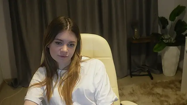 AngelesBenitz online show from 11/19/25, 01:44