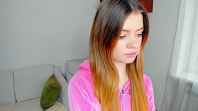 AngelesBenitz online show from 12/17/25, 07:03