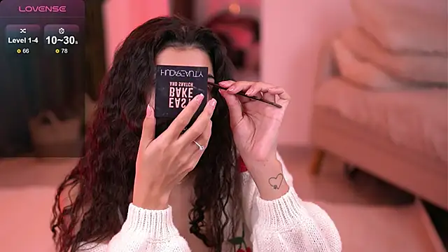 LuvCaprice online show from 11/26/25, 05:30