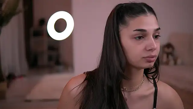 LuvCaprice online show from 04/20/26, 06:38