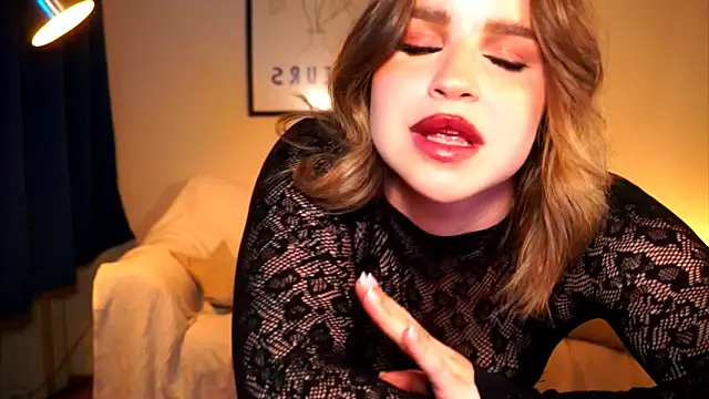 BBoglarka online show from 05/13/26, 06:49