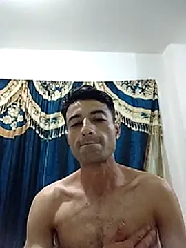 noah77  online show from 11/22/25, 04:33