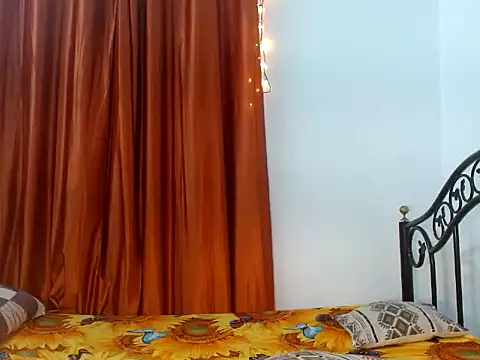 raveena hot online show from 01/13/26, 05:07