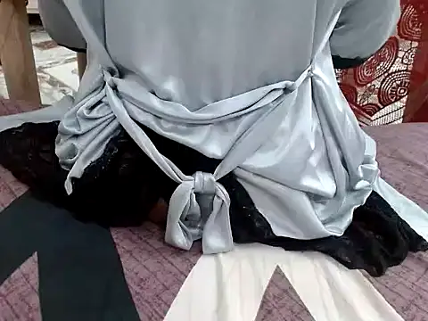 raveena hot online show from 02/09/26, 02:32