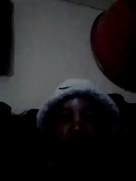 Beephipsxx online show from 06/14/26, 03:58