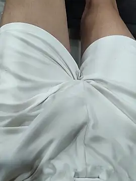 berkkderlerr online show from 04/18/26, 07:51