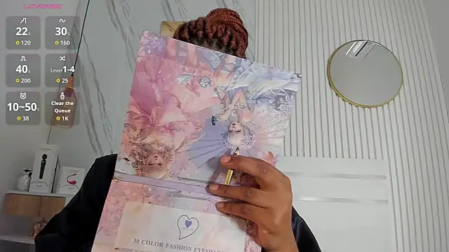 Afro Luna online show from 12/17/25, 11:38