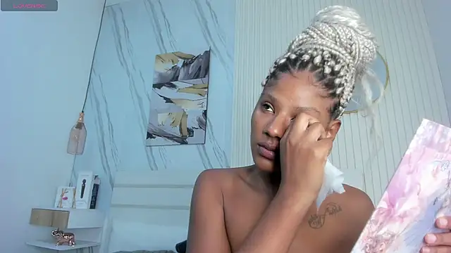 Afro Luna online show from 02/21/26, 10:38