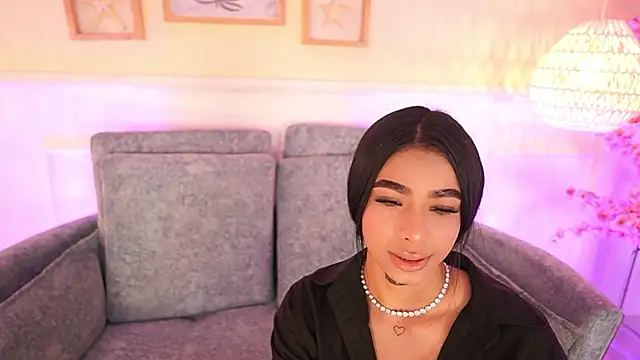 MeganLowell online show from 02/02/26, 07:23