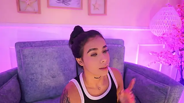 MeganLowell online show from 02/21/26, 07:15