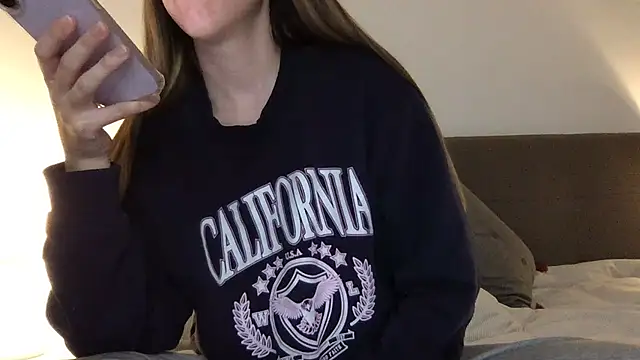 Martimartinaxx online show from 04/29/26, 08:15