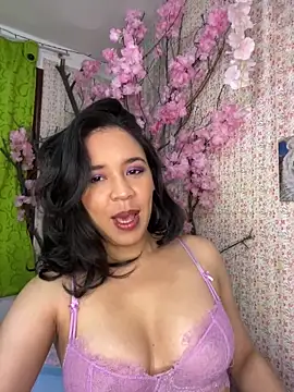 Esmerald 1111 online show from 04/09/26, 10:09