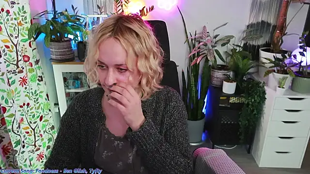 xzoeyryanx online show from 02/23/26, 07:22