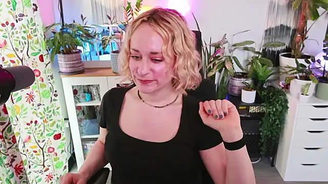 xzoeyryanx online show from 03/01/26, 05:15