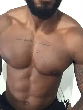 Nicolau 25 online show from 11/17/25, 08:03