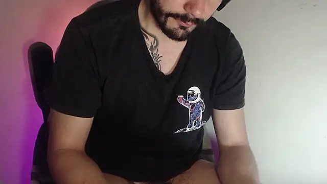 LuciferSantoryu online show from 02/05/26, 04:44