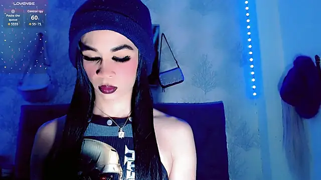 Snapshot of Karla_hot777 chatting on 12/02/25, 01:50 Karla hot777 online show from 12/02/25, 01:50