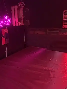 Shy-Ivy online show from 02/01/26, 10:19