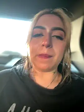 VeloraVyxen  online show from 11/22/25, 09:03