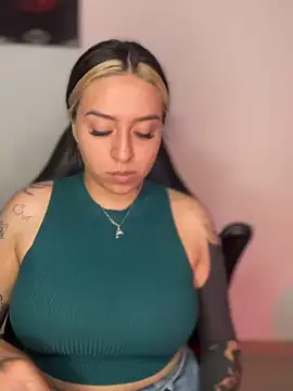 VeloraVyxen  online show from 11/26/25, 01:28