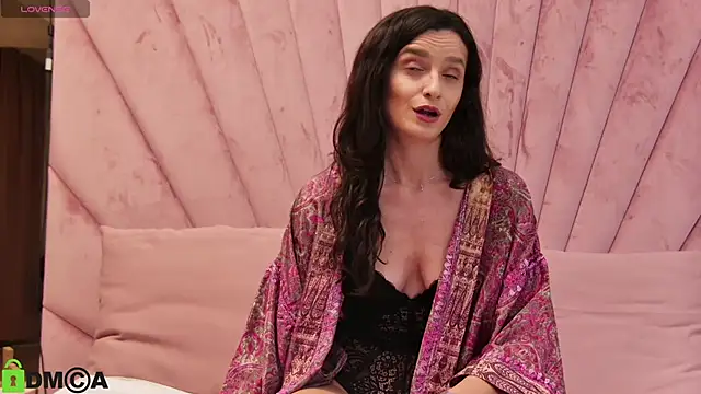 Snapshot of AnnaHarperX chatting on 01/15/25, 05:47 AnnaHarperX online show from 01/15/25, 05:47