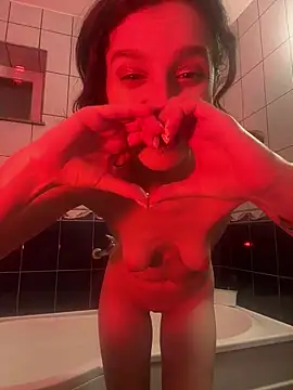 Snapshot of AnnaHarperX chatting on 03/01/25, 06:32 AnnaHarperX online show from 03/01/25, 06:32