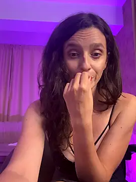 Snapshot of AnnaHarperX chatting on 09/24/25, 07:17 AnnaHarperX online show from 09/24/25, 07:17