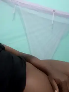 Snapshot of Pinkpussy257 chatting on 12/15/25, 09:19 Pinkpussy257 online show from 12/15/25, 09:19