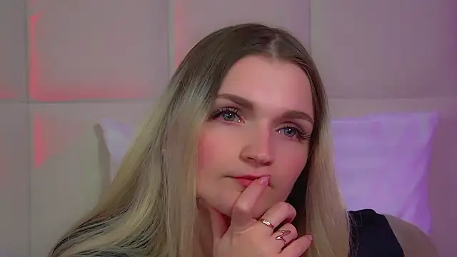 AnnyRaii online show from 01/31/26, 07:11