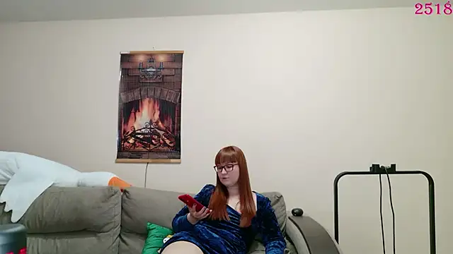 Foxy-lady online show from 04/12/26, 06:46