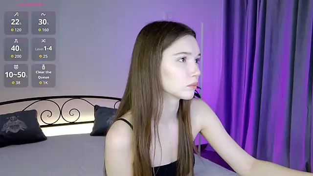 NicoletteBean online show from 11/22/25, 06:56