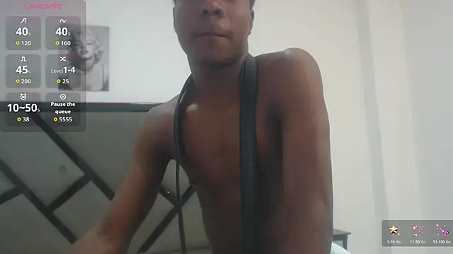 NoahJhonson69 online show from 12/01/25, 06:57