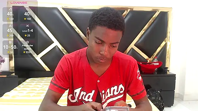 NoahJhonson69 online show from 01/06/26, 07:28