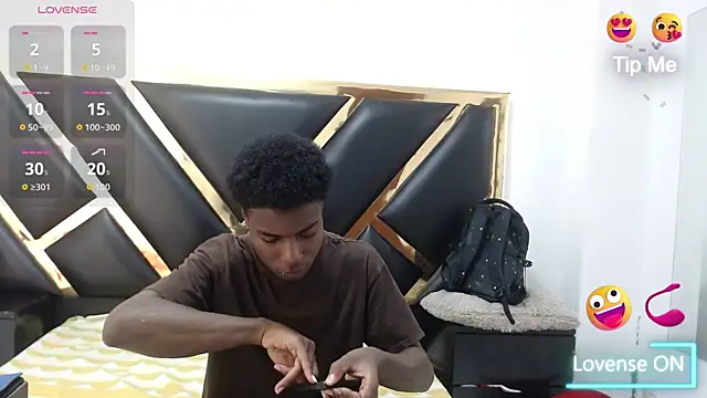 NoahJhonson69 online show from 03/31/26, 11:21