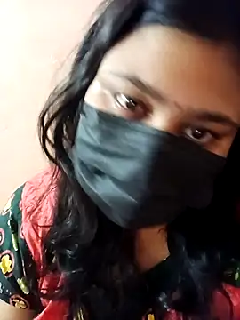 Snapshot of Tamil_Kanishka69 chatting on 11/27/25, 12:40 Tamil Kanishka69 online show from 11/27/25, 12:40