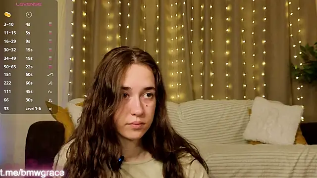 SudieNatera online show from 12/02/25, 05:24