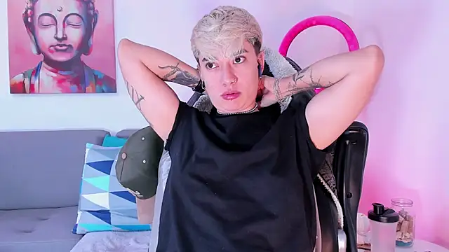 AxelRouse3 online show from 05/14/26, 08:37