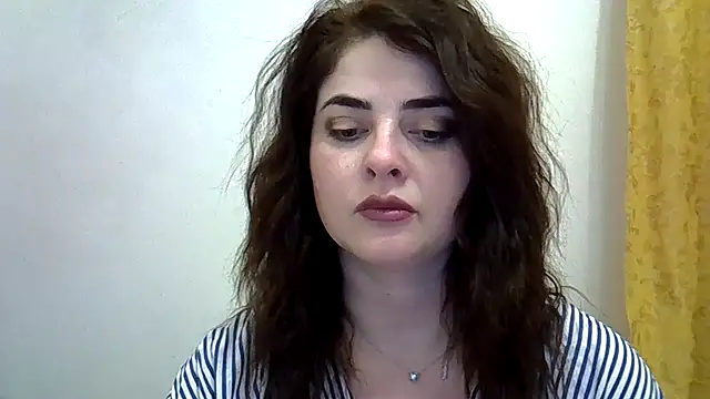 Snapshot of Darkroseq chatting on 02/13/26, 05:53 Darkroseq online show from 02/13/26, 05:53