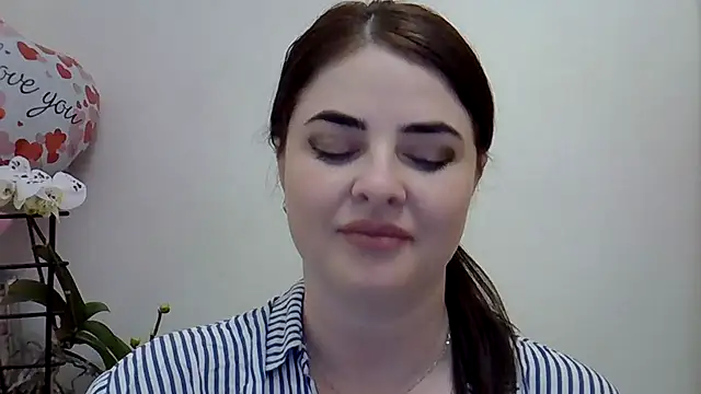 Snapshot of Darkroseq chatting on 03/21/26, 07:28 Darkroseq online show from 03/21/26, 07:28