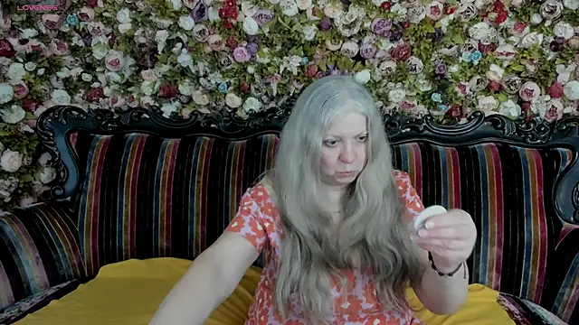 mariabelladonna online show from 04/19/26, 10:12