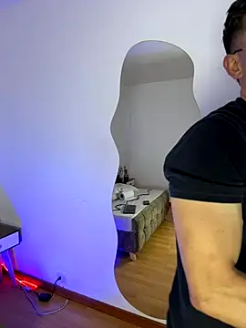 AndrewFalcon  online show from 11/19/25, 07:36