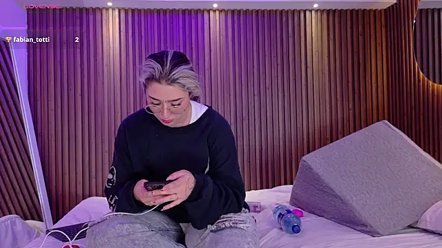 GabyRose9 online show from 03/16/26, 09:41