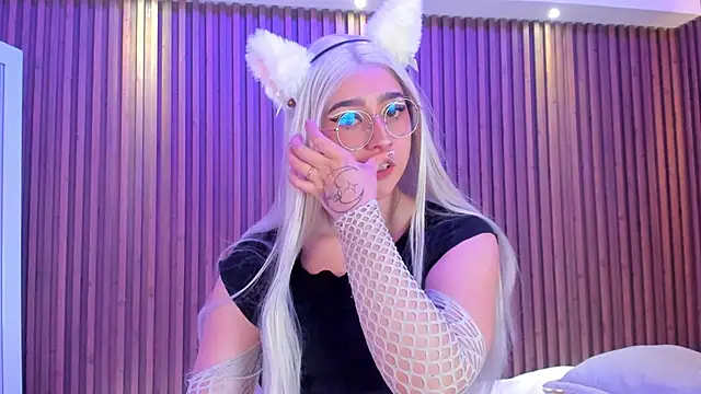 GabyRose9 online show from 05/17/26, 08:16