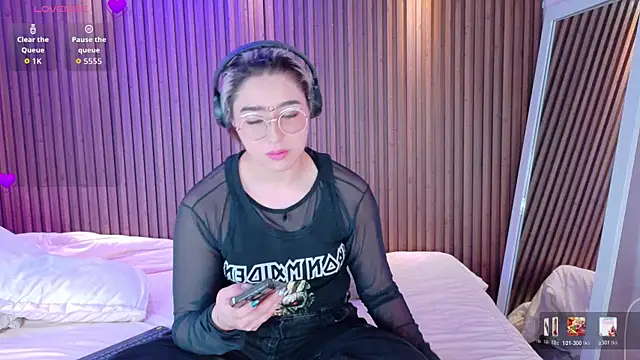 Snapshot of GabyRose9 chatting on 07/24/26, 02:26 GabyRose9 online show from 07/24/26, 02:26