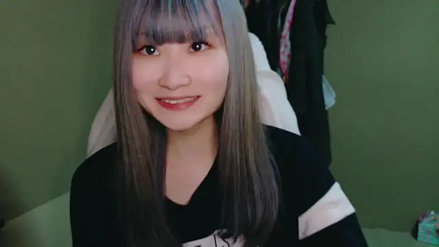 Snapshot of miyu0003 chatting on 01/13/26, 01:27 miyu0003 online show from 01/13/26, 01:27