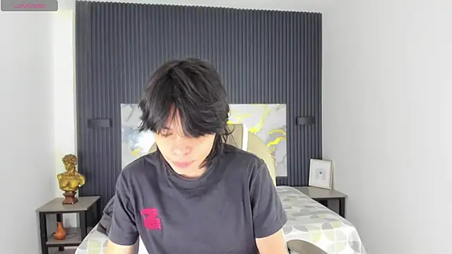 Sylasfrost online show from 12/03/25, 07:34