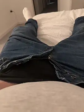 -bfc1882- online show from 02/23/26, 06:27